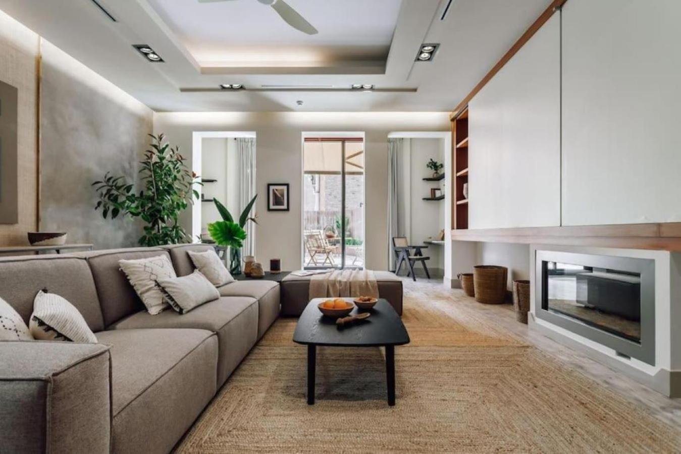 Matadi - One Bedroom And Terrace In Eixample Esquerra Appartement